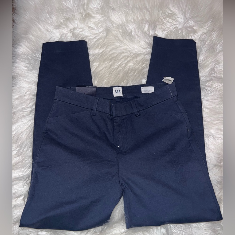 Signature skinny ankle khaki GAP